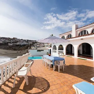 Coki Deluxe - First Line Of The Villa